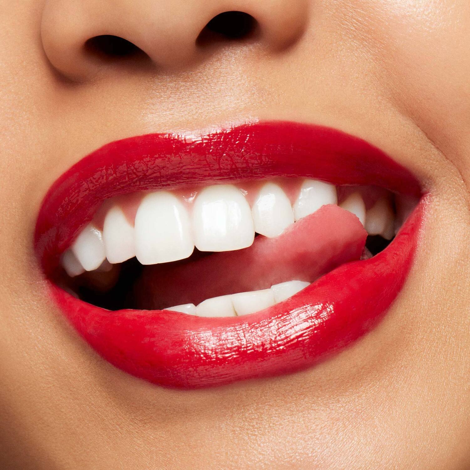 LUSTREGLASS LIPSTICK (LABIAL DE NAVIDAD)